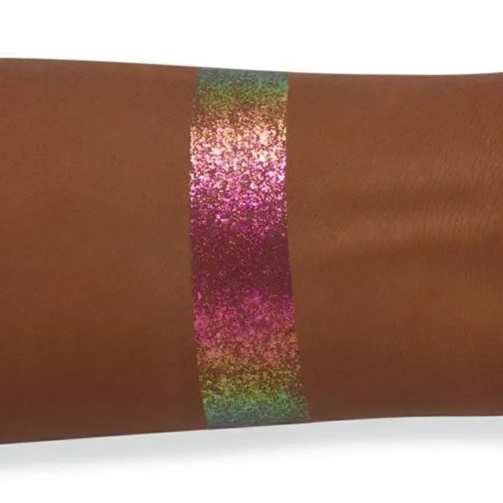 Danessa Myricks Infinite Chrome Flakes in Starburst